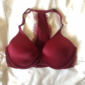 Victoria's Sceret front-close bra